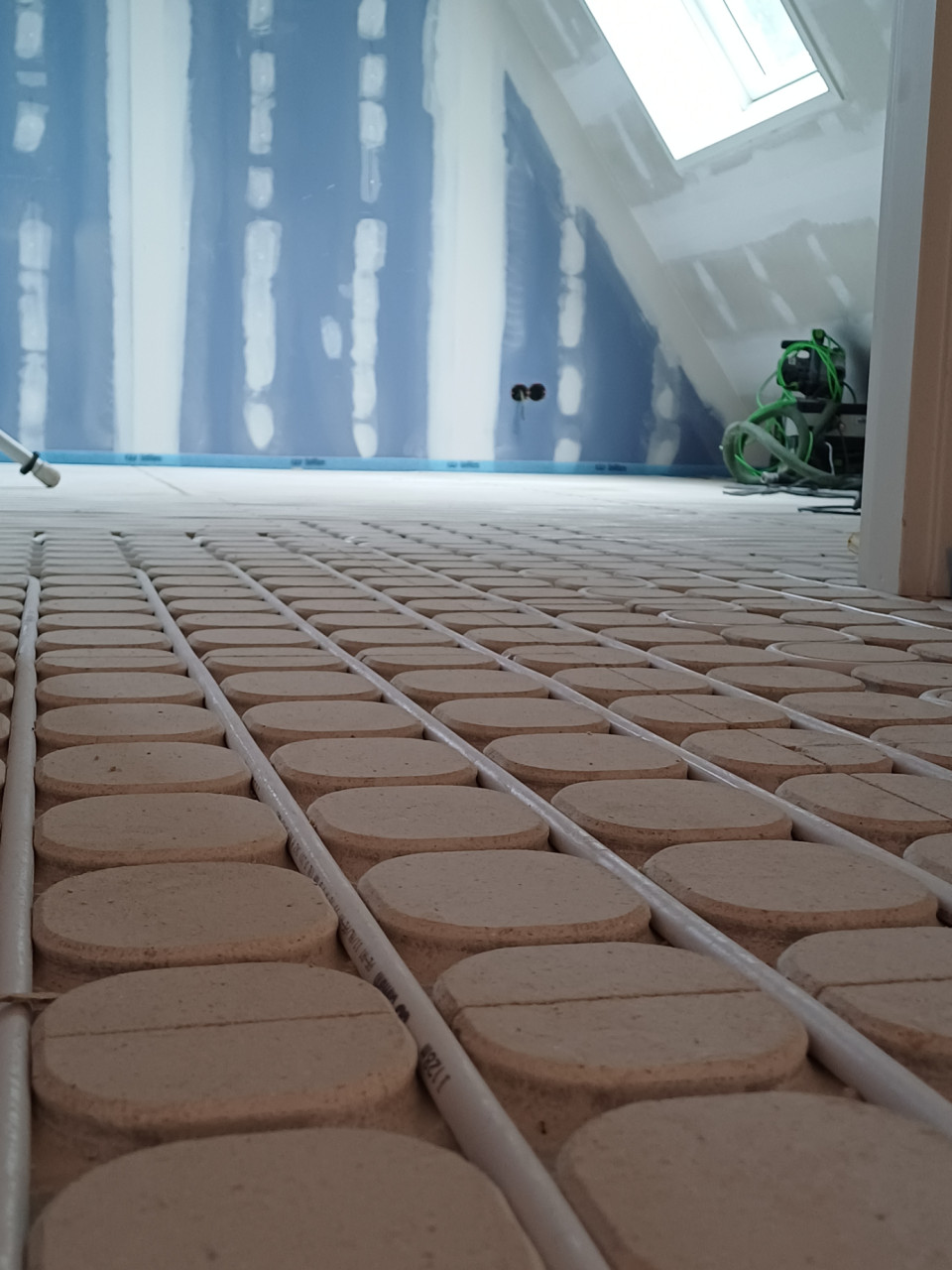 Foto Nieuwe vloer op de planning? Dit is hét moment voor vloerverwarming FotoNieuwe vloer op de planning? Dit is hét moment voor vloerverwarming